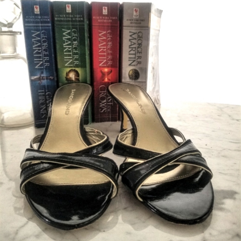 Bandolino Spider mules